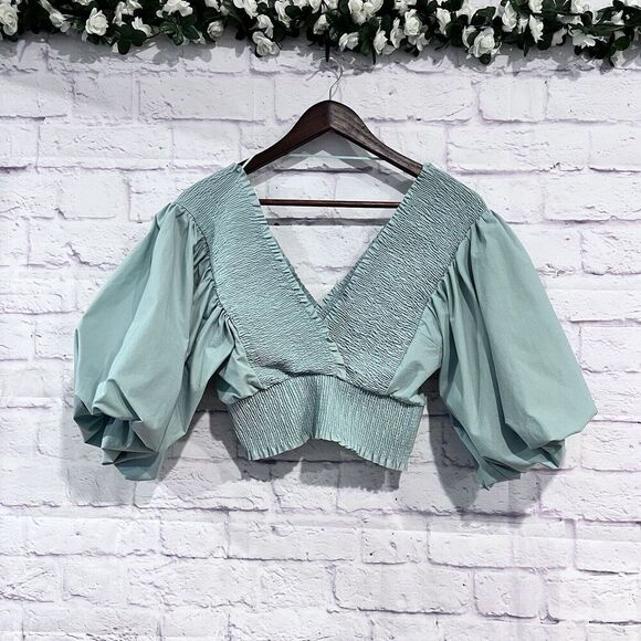 Zara Size Medium Teal Puff Ballon Sleeve V Neck Ruched Cropped Top Stretchy - Picture 2 of 11